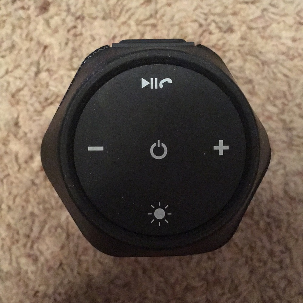 Authentic MultiTech Audio Power Pulse LED Speaker - Picture 5 of 6